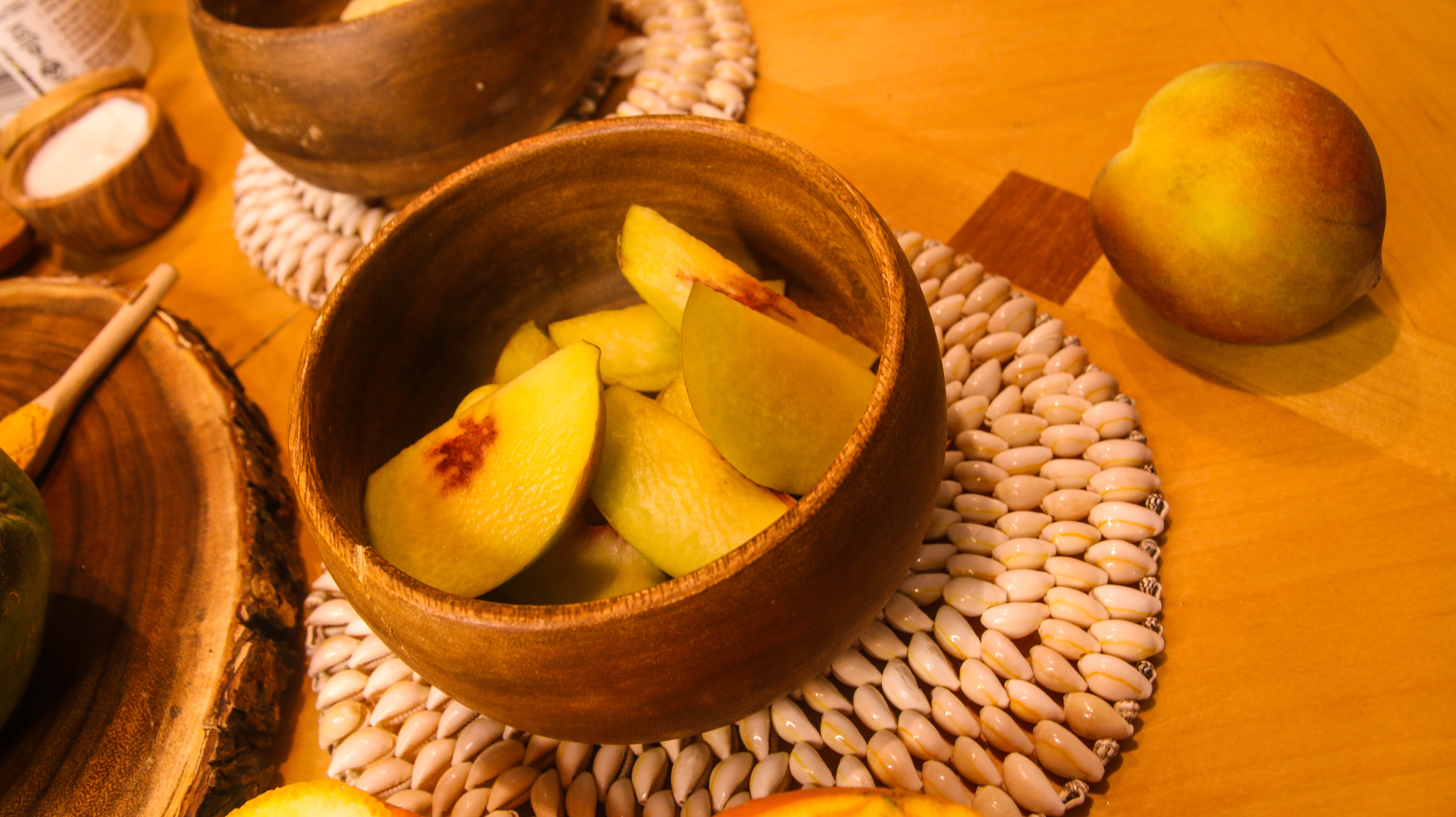 CUT PEACHES (1 of 1) - Norm